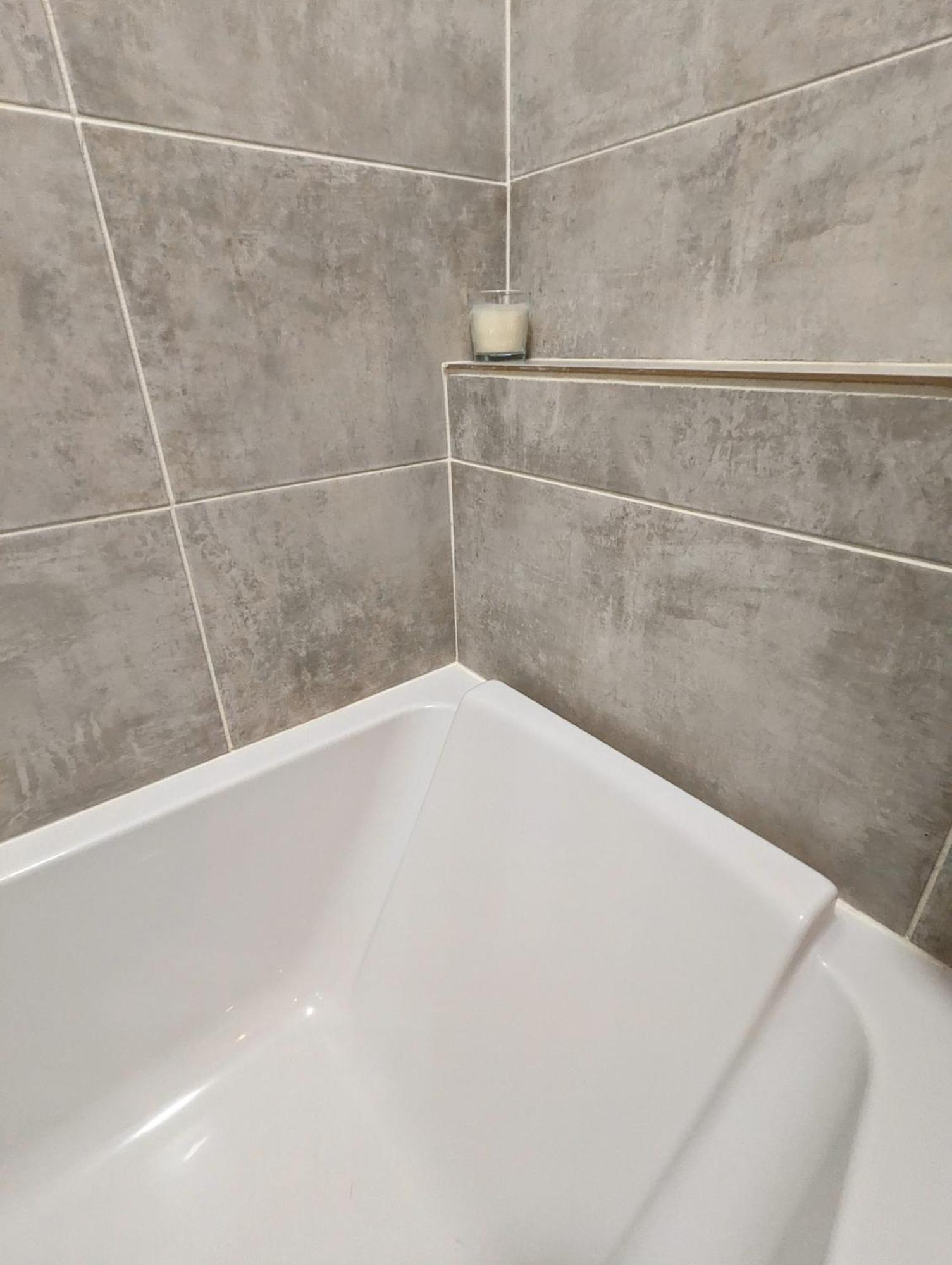 Artist Home - City Center - Bathtub - Terrasse - Full Appartment รูออง ภายนอก รูปภาพ